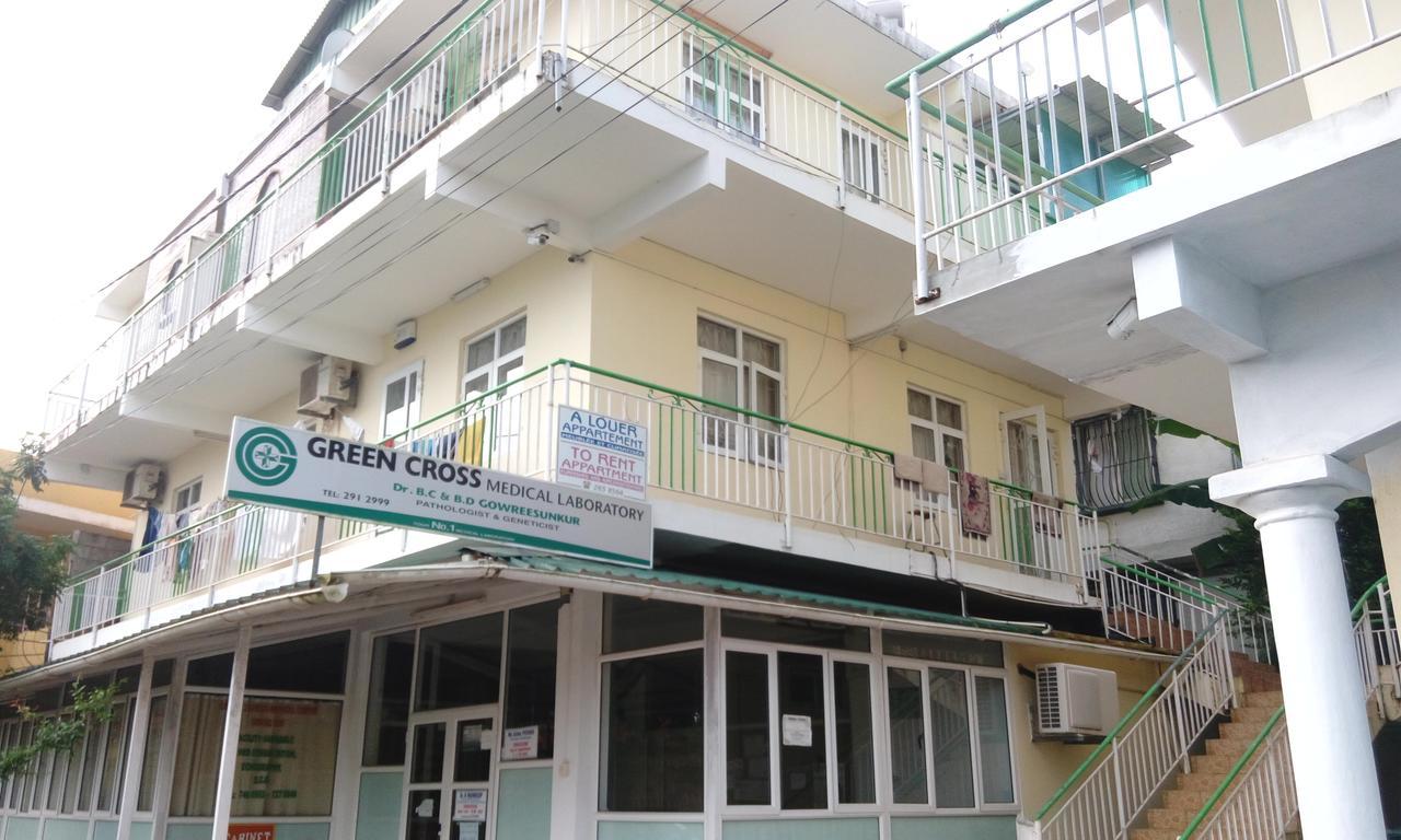 Bano Tourist Residence Grand Baie Esterno foto