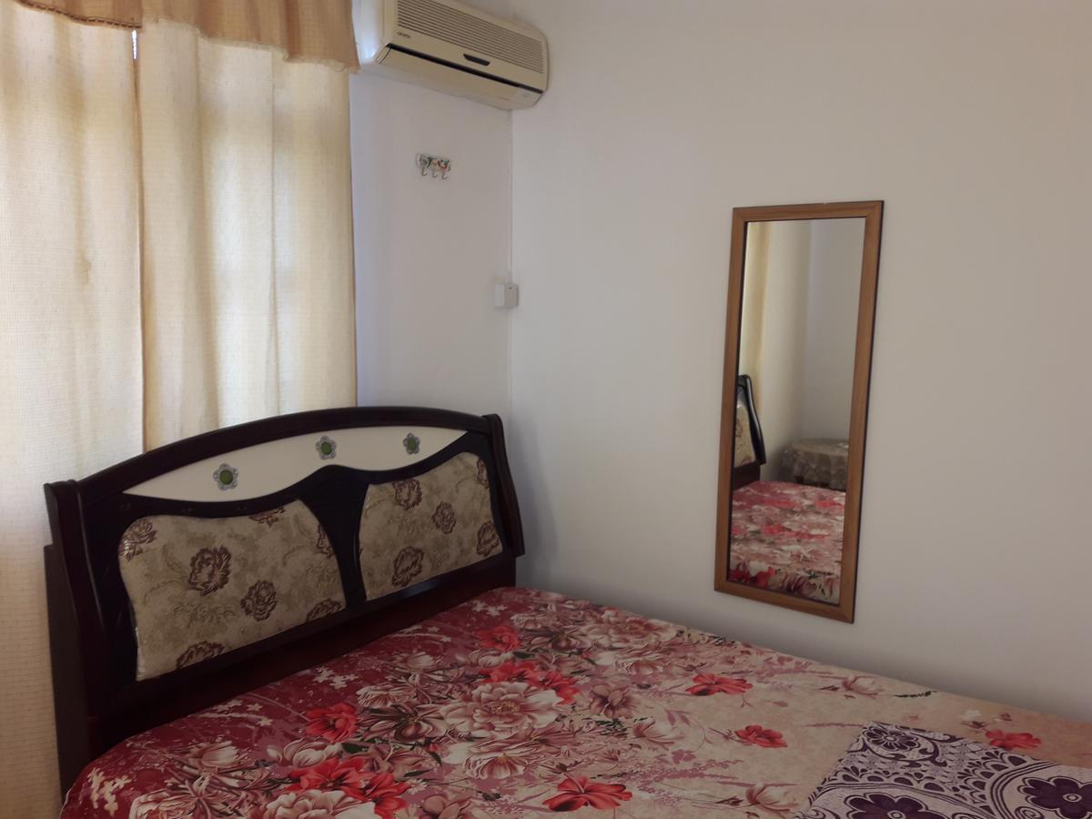 Bano Tourist Residence Grand Baie Esterno foto