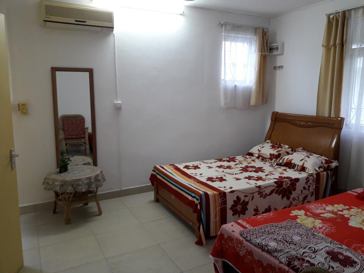 Bano Tourist Residence Grand Baie Esterno foto